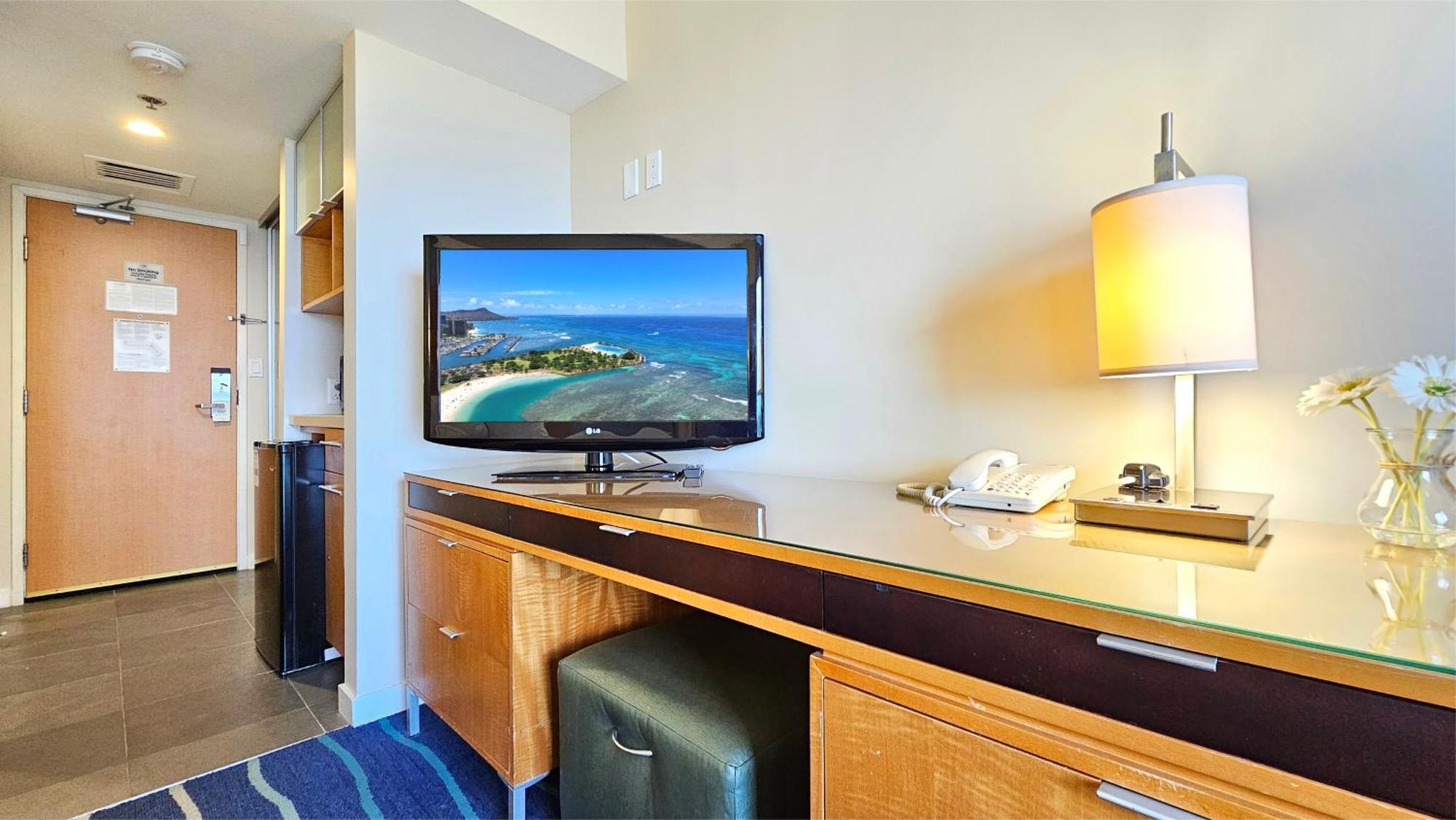 Ocean View Room At Ala Moana Fees Include هونولولو المظهر الخارجي الصورة