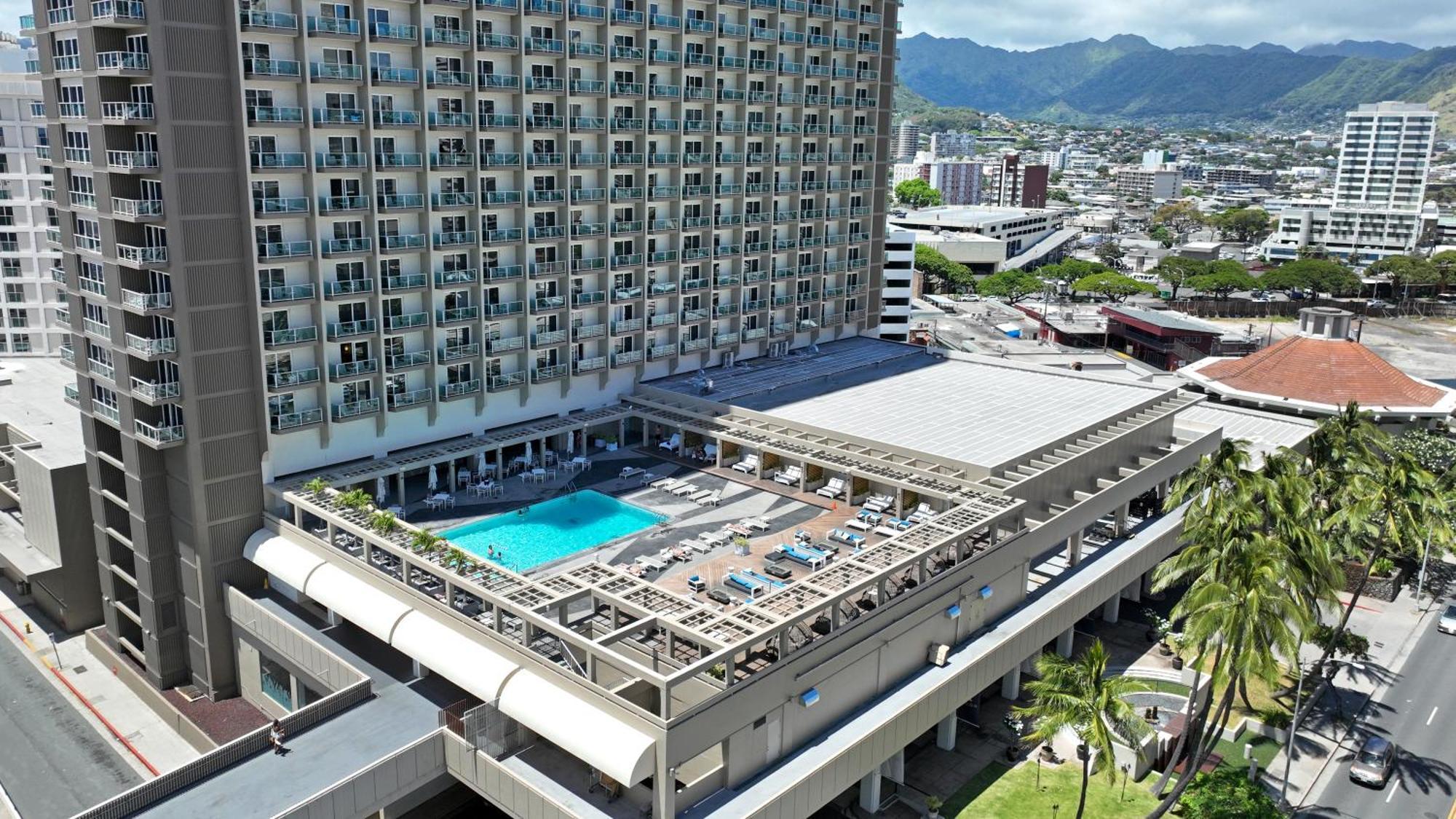 Ocean View Room At Ala Moana Fees Include هونولولو المظهر الخارجي الصورة